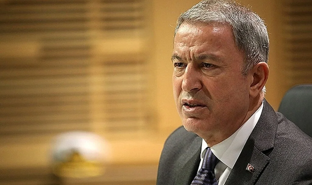Bakan Akar: Ukrayna limanlarında bekleyen tahılın tahliyesi için görüşmeler yarın İstanbul'da yapılacak