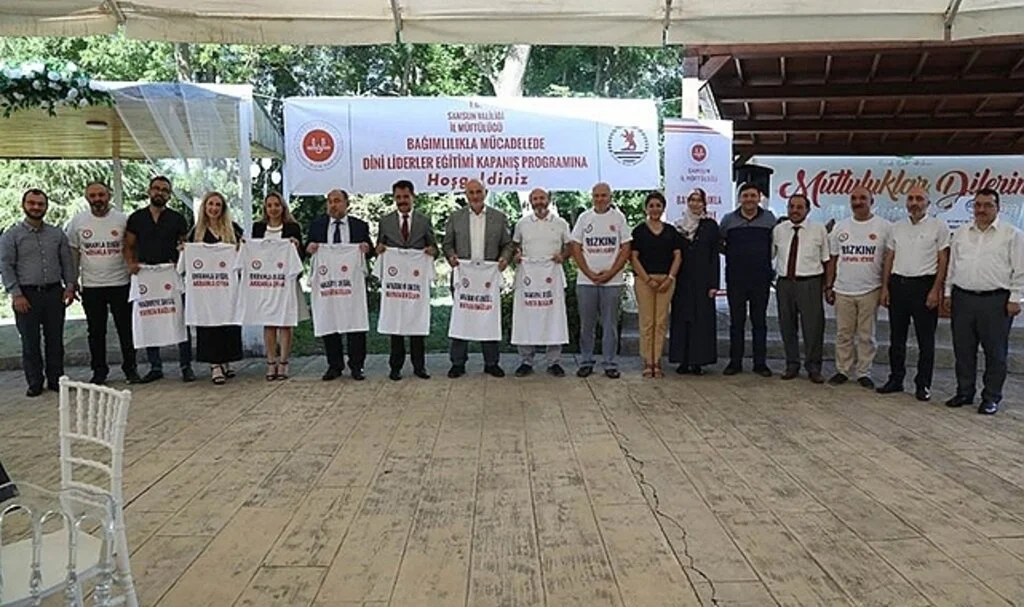 OMÜ Bağımlılıkla Mücadelede Dinî Liderler Eğitimi Kapanış Programı