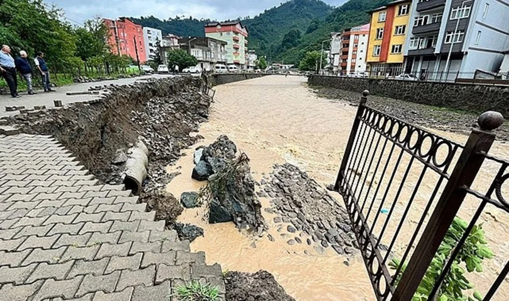 Ordu’da 2 günde 304 noktada heyelan meydana geldi
