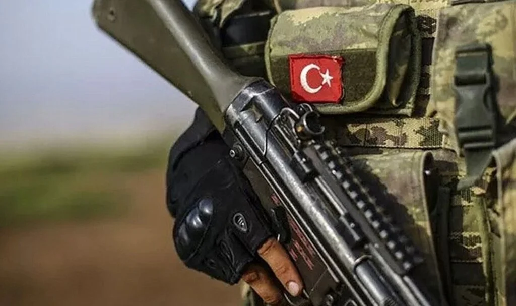 Pençe-Kilit'le PKK'ya darbe: 2 terörist etkisiz