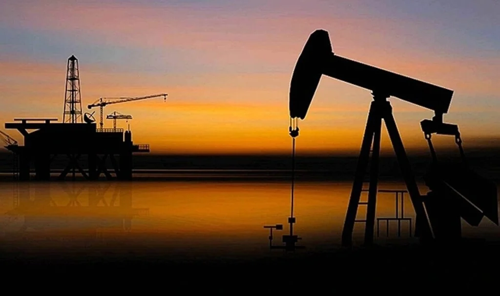 Petrol fiyatlarındaki dalgalanma sürüyor