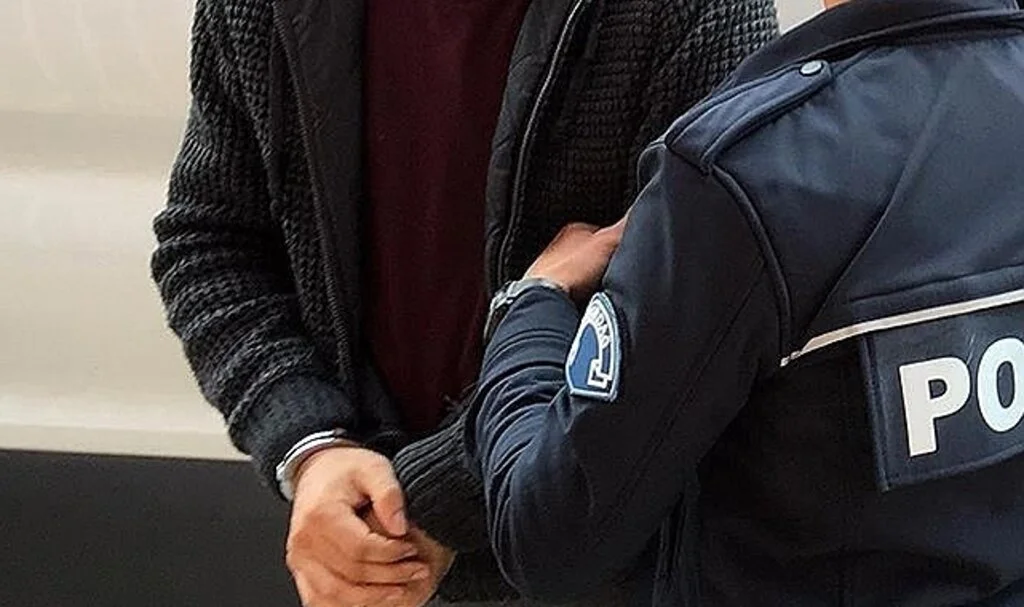 Samsun'da 102 adet ecstasy hapla yakalanan şahıs gözaltına alındı