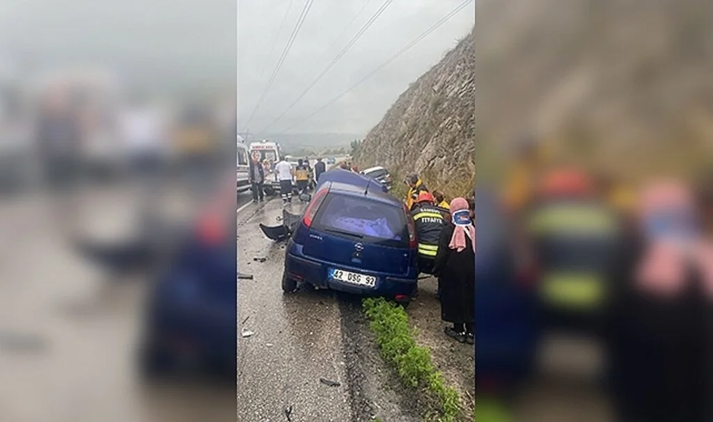 Samsun'da 4 aracın karıştığı kazada 7 kişi yaralandı 
