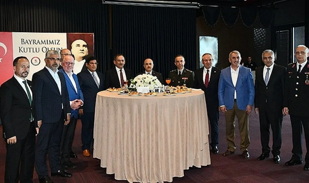 Samsun’da bayramlaşma