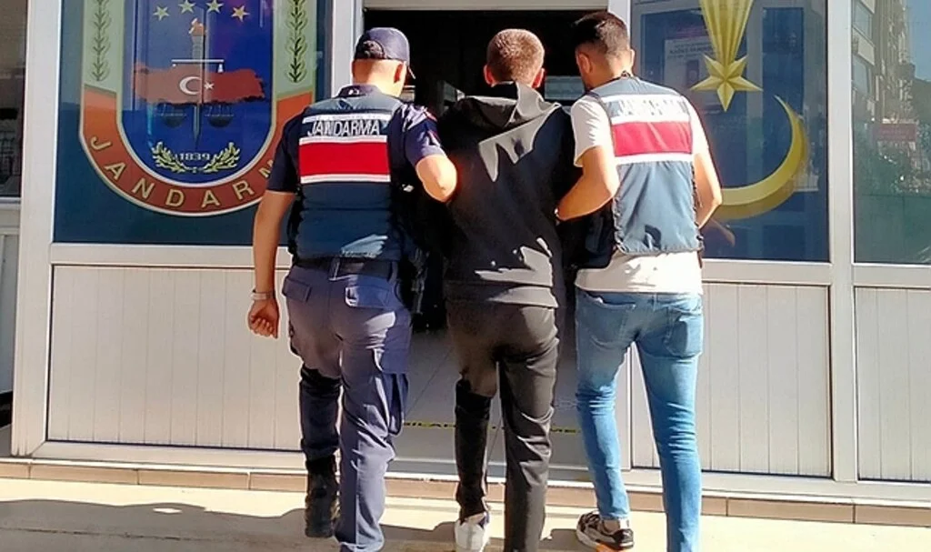 Samsun'da cezaevi firarisi fındık bahçesinde yakalandı