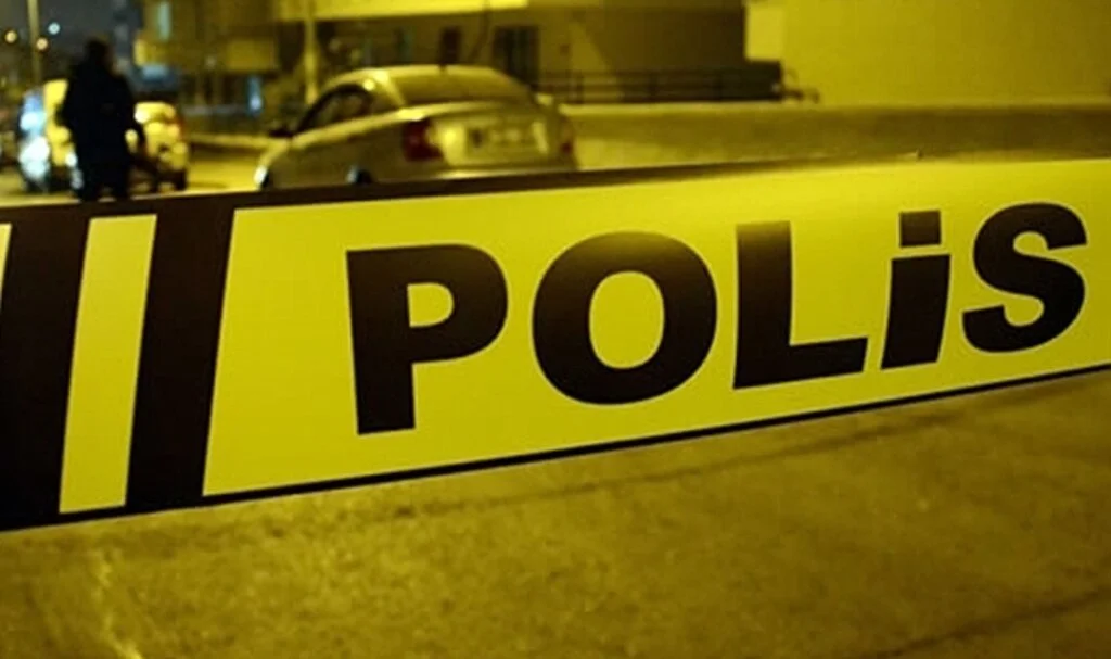 Samsun'da ikinci kattaki evine balkondan girmek isterken düştü