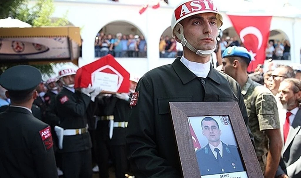 Şehit Piyade Teğmen Civelek, Sakarya'da son yolculuğuna uğurlandı