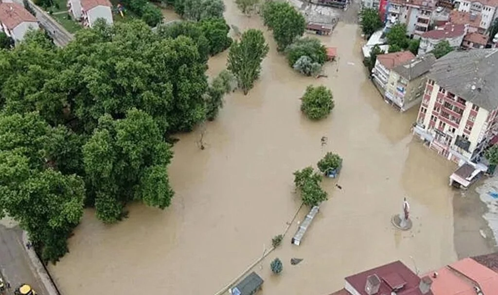 Sel felaketinin bilançosu: 44 ölü