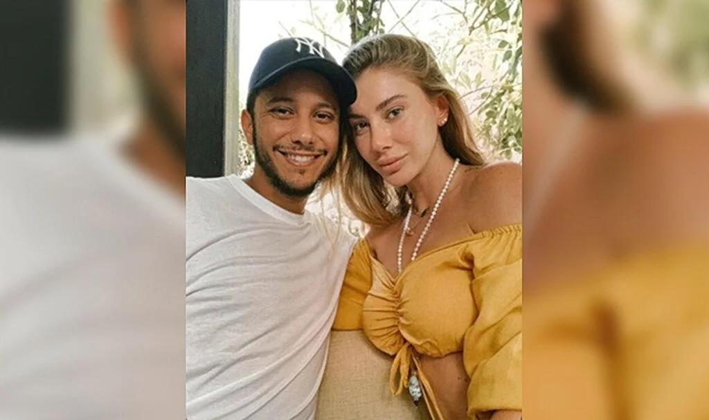 Şeyma Subaşı denize açıldı! Paris'ten, Cennet Koyu'na...
