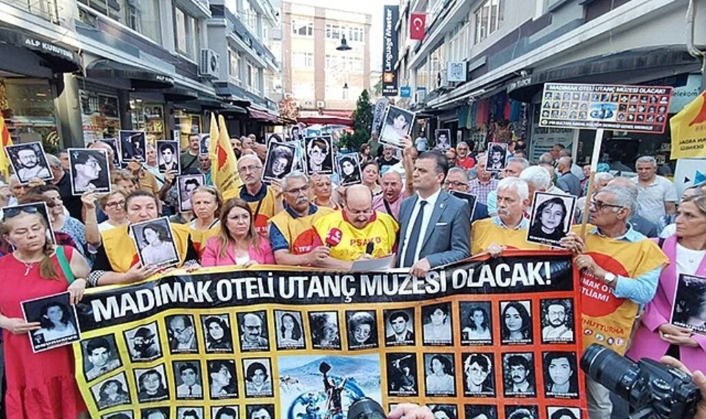 Sivas katliamının kurbanları anıldı 