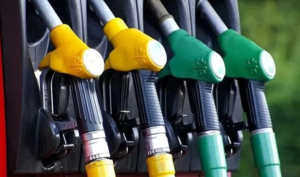 Son dakika haberi | Akaryakıt fiyatlarında sevindiren tablo! Benzin ve motorinde 6 lira detayı...