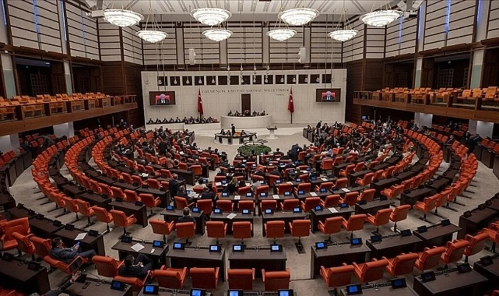 TBMM Başkanı Şentop, TBMM Genel Kurulu'nu 1 Ağustos'ta olağanüstü toplantıya çağırdı