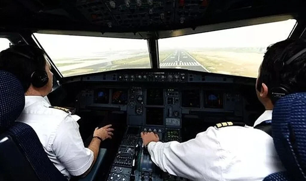 Türk pilotlarla ilgili önemli karar! 6 ay boyunca kabul edilmeyecek