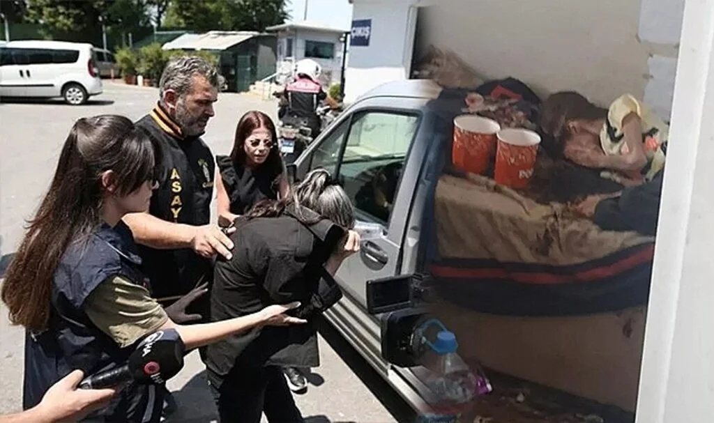 Türkiye'yi dehşete düşüren cinayette yeni gelişme! Yeğenine işkence yapan kadının öz çocuğu da bulundu!