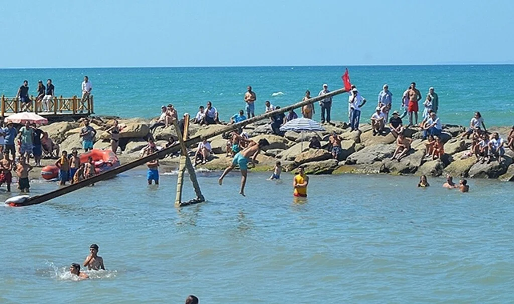 Yakakent festivalinde renkli görüntüler 
