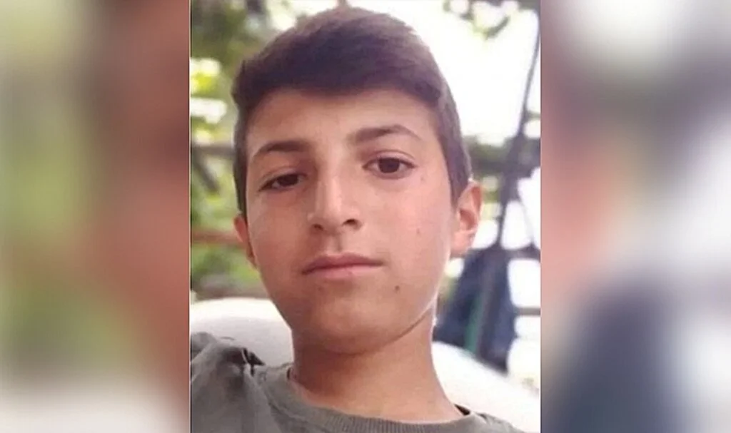 Yıldırımın çarptığı çocuk hayatını kaybetti!