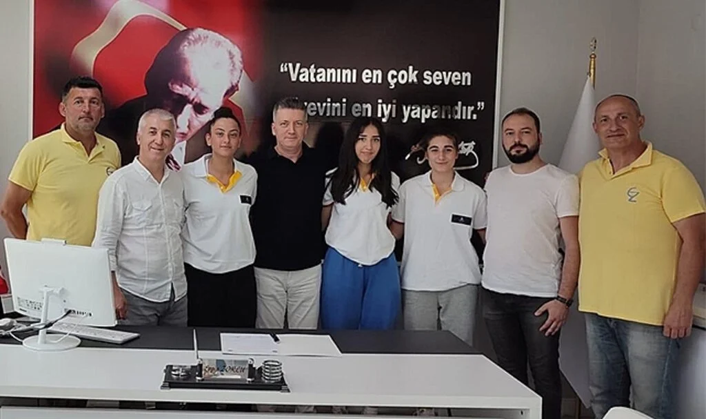 Zorlu Koleji GSK'da ilk imzalar atıldı