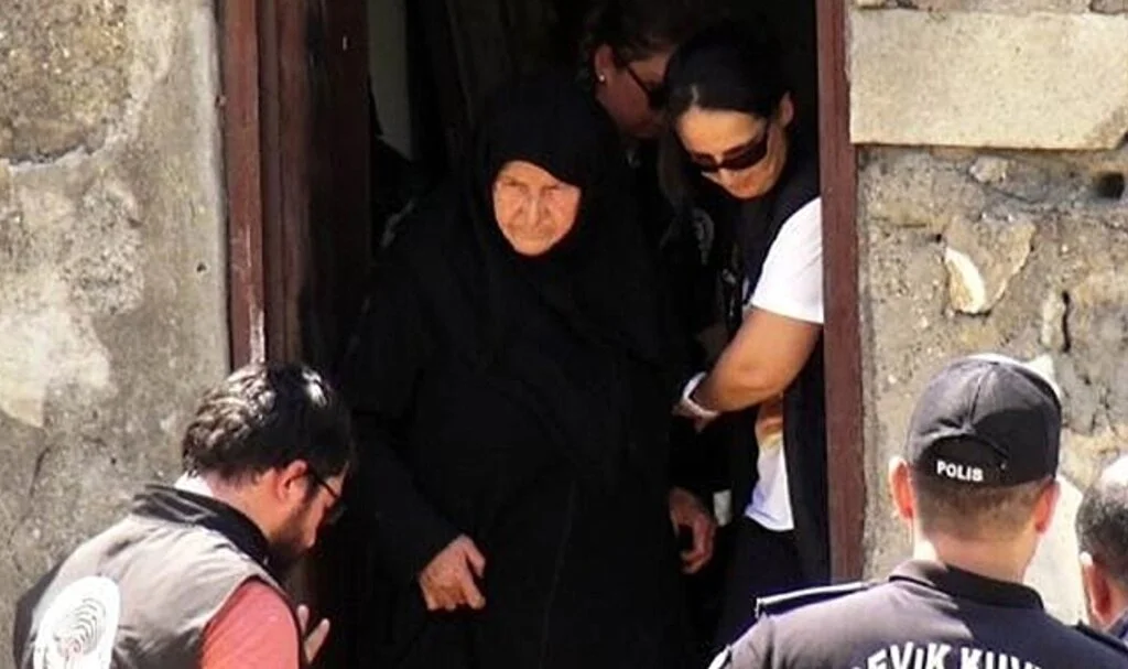 25 yıllık esrarengiz cinayet çözülüyor! Yaşlı kadın gözaltına alındı