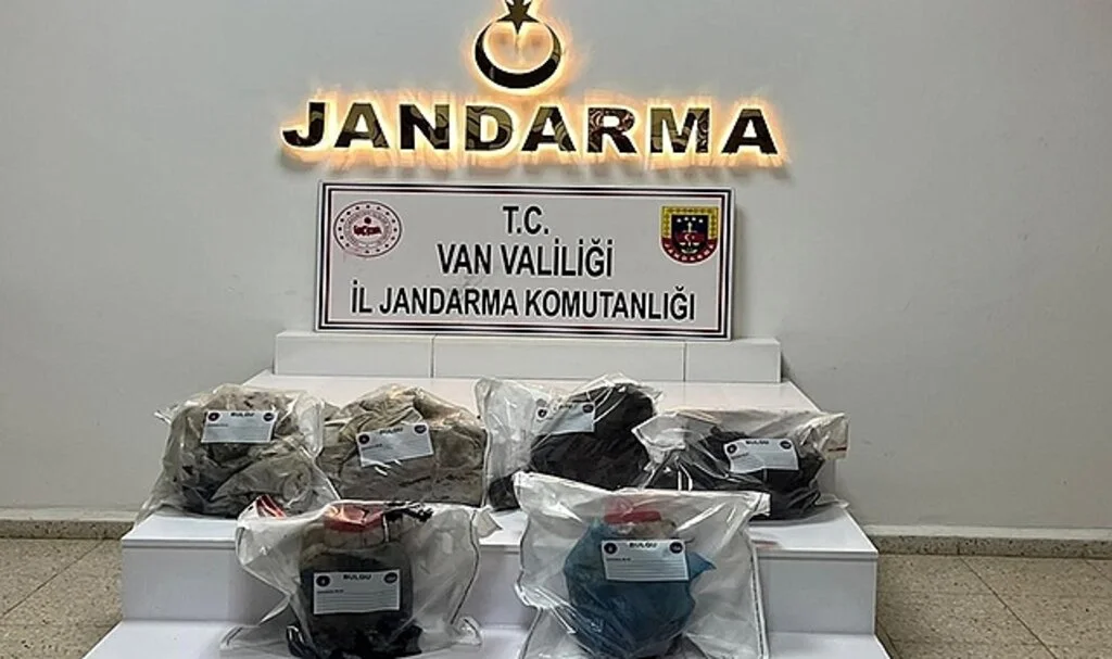 35 kilo 670 gram baz morfin ele geçirildi