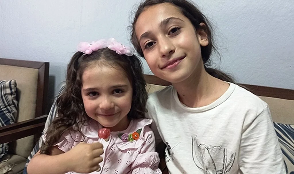 Ablasına kola aldırma bahanesiyle 3 buçuuk yaşındaki kızı kaçırarak 300 bin lira fidye istediler
