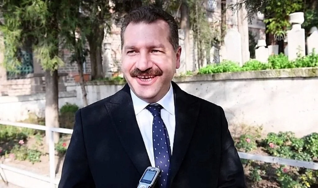 AK Parti'li vekilin, "Makam sahibi olmak için ya imam hatipli ya da Trabzonlu olacaksın" sözleri gündem oldu