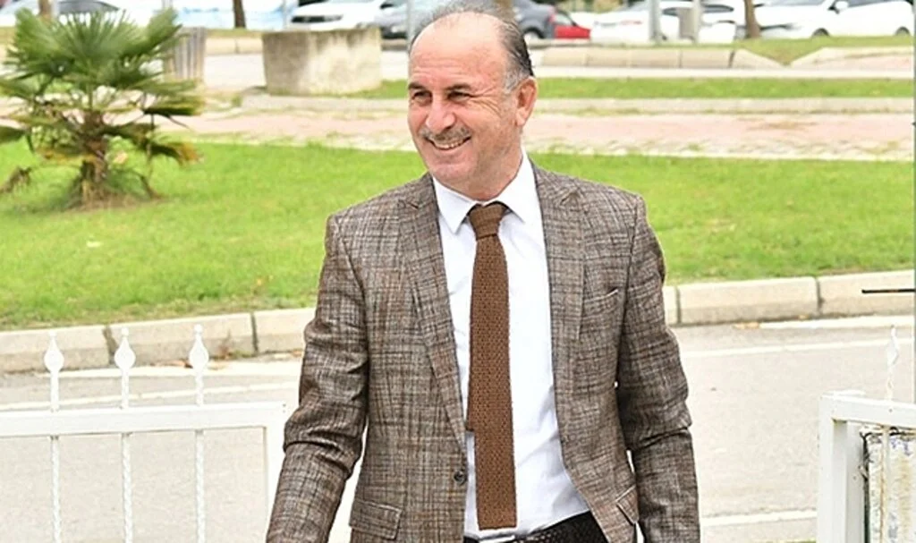 Amatör Spor Kulüpleri Federasyonu Samsun Başkanı Şener Aydın Atakum'un gençlerini kutladı