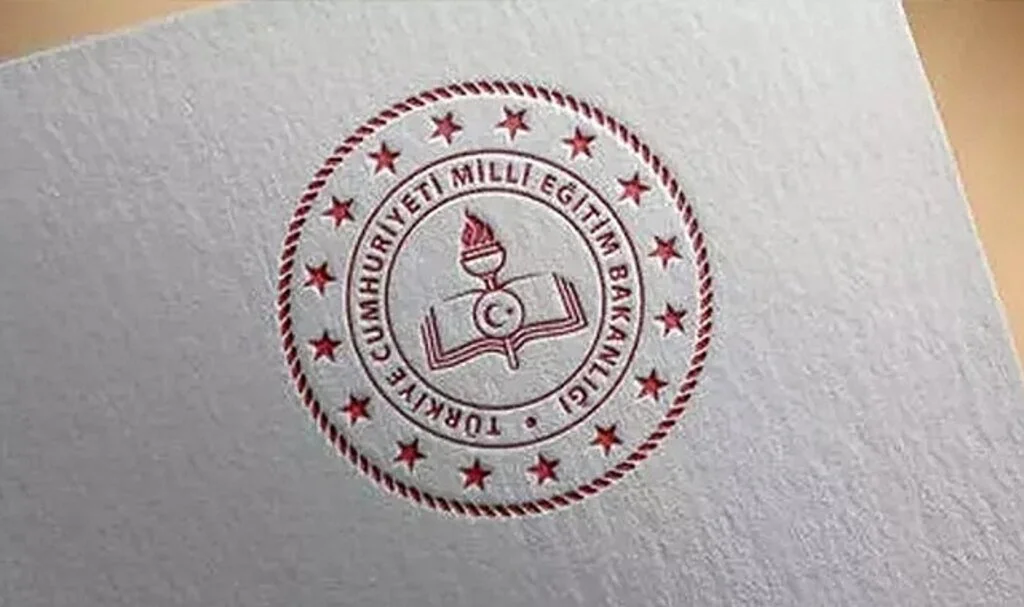 AÖL kayıtları ne zaman 2022? MEB Açık Öğretim Lisesi kayıt yenileme işlemi ve yeni kayıt tarihi
