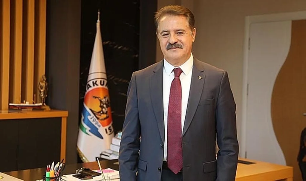 Atakum Belediye Başkanı Cemil Deveci'den 30 Ağustos Zafer Bayramı mesajı