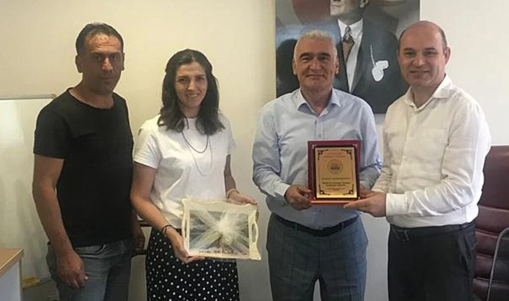 Ayvacık'ta çiftçilerden teşekkür ziyareti