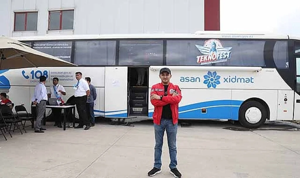 Azerbaycan, Türkiye'deki vatandaşlarının resmi işlemlerini mobil otobüsle yapıyor
