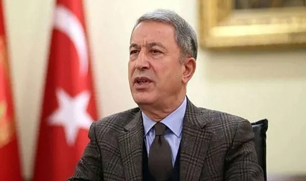Bakan Akar'dan tahıl koridoru ve terörle mücadele açıklaması