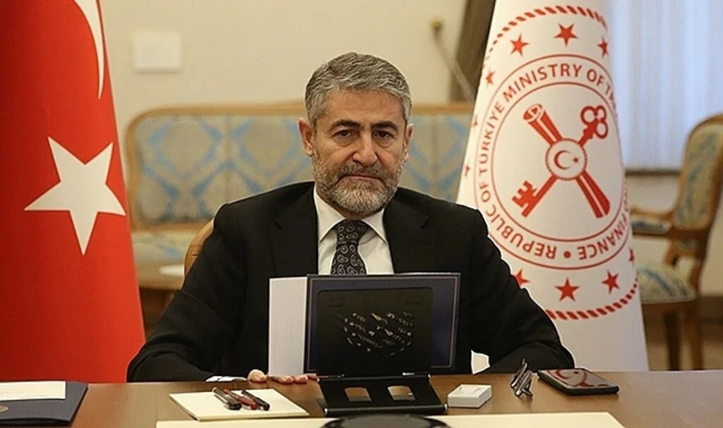 Bakan Nebati: Dar gelirli vatandaşlarımızın yaklaşık 30 milyar liralık icra borçlarını yakında tasfiye ediyoruz