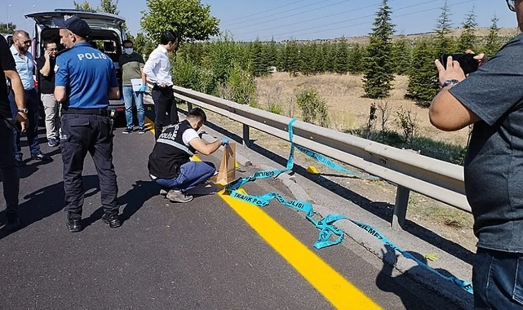 Başkent'te yol kenarında erkek cesedi bulundu
