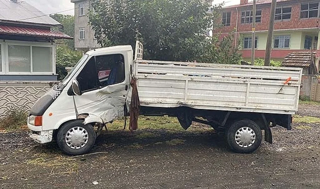 Çarşamba'da Kaza: 1'i Çocuk 3 Kişi Yaralandı
