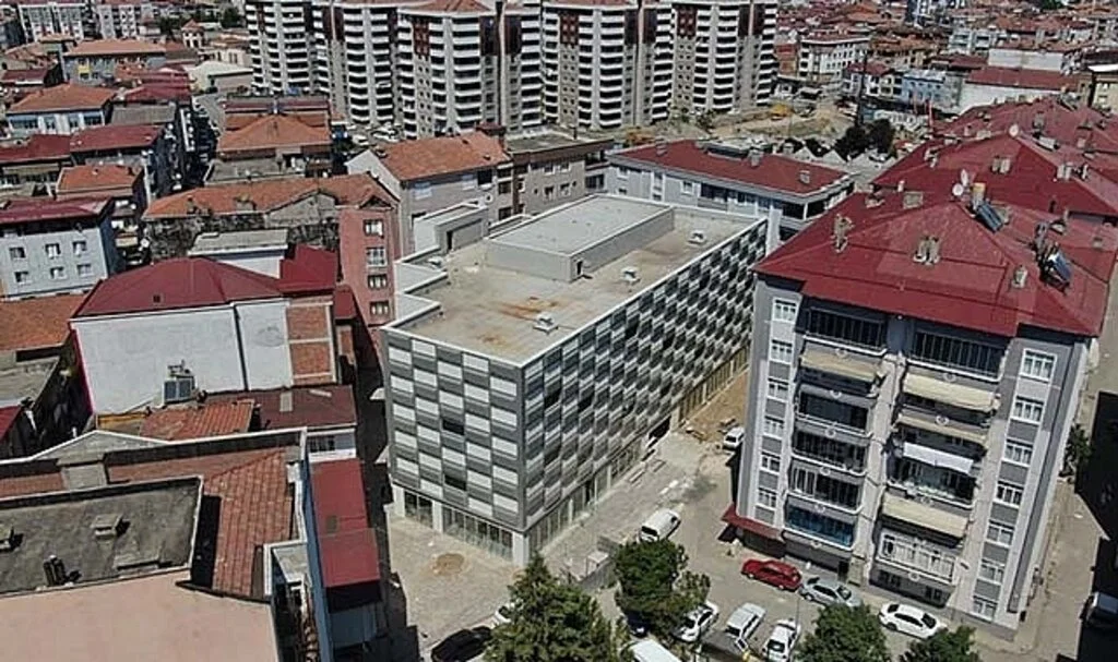 Çarşamba Mekanik  Otoparkı'nda sona doğru 