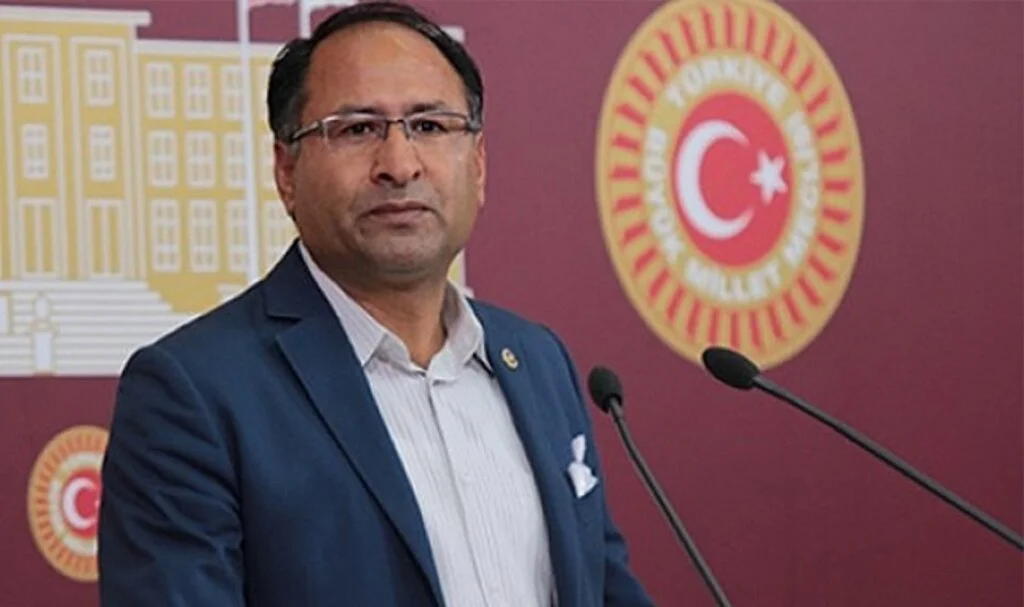 CHP’li Özcan Purçu İsyan etti: “Meclis Makamını arayan 10 kişiden 8’i hastaneden randevu talep ediyor.”