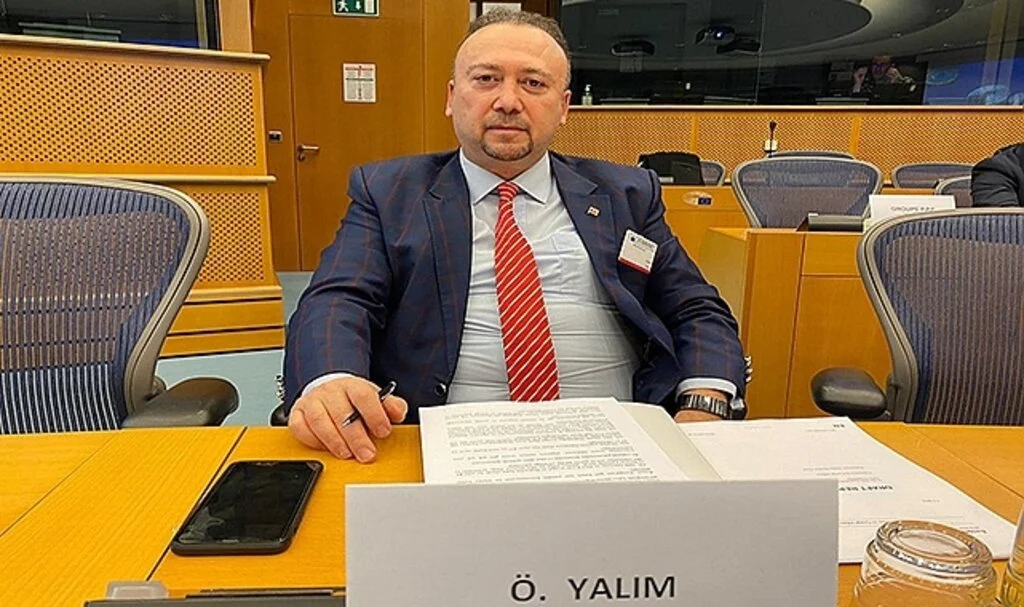 CHP Uşak Milletvekili Özkan Yalım "Şoförlerimiz tehlike ile burun buruna"