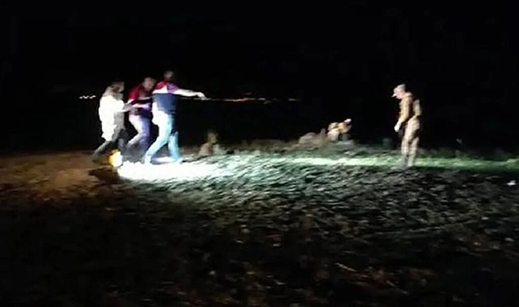 Çobanın arazide silahla vurulmuş cesedi bulundu