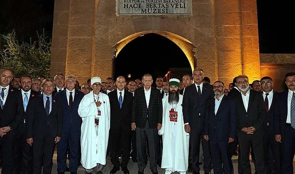 Cumhurbaşkanı Erdoğan, Hacı Bektaş Veli Dergahı'nı ziyaret etti