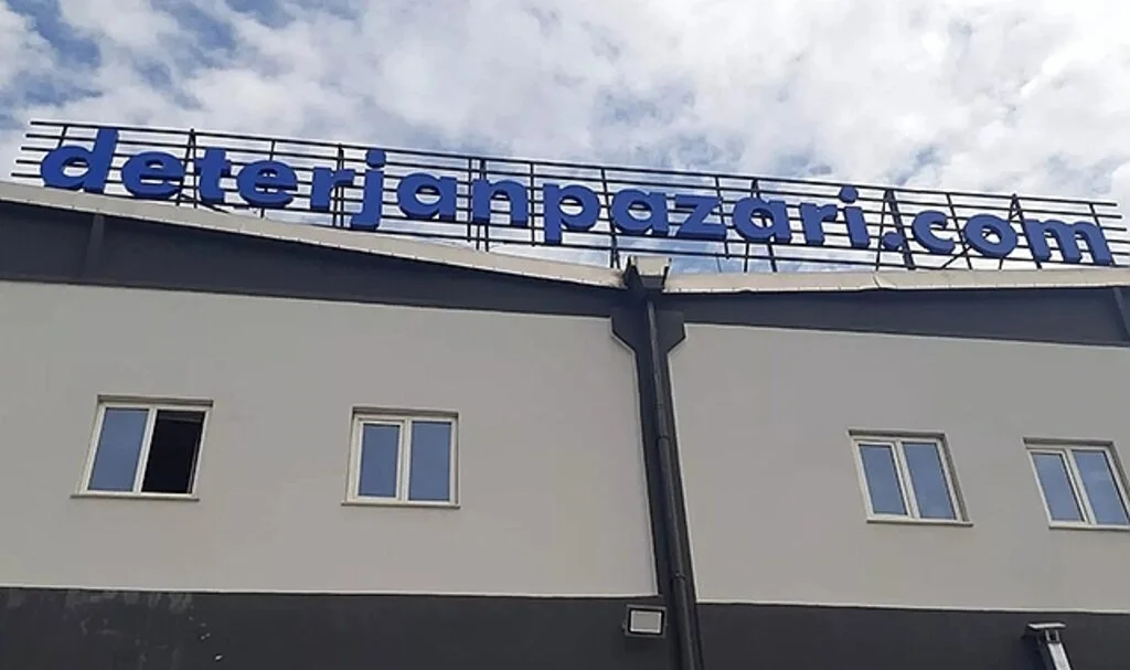 'Deterjan Pazarı' isimli firmanın yöneticisi ve 7 şüpheli adliyeye sevk edildi