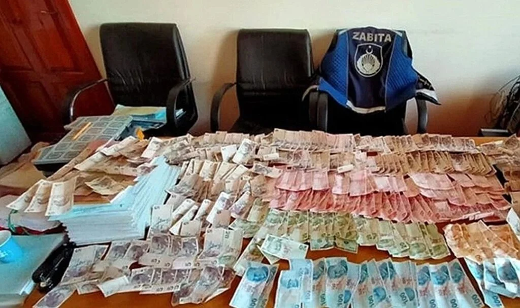 Dilencinin üzerinden çıkan para şaşırttı