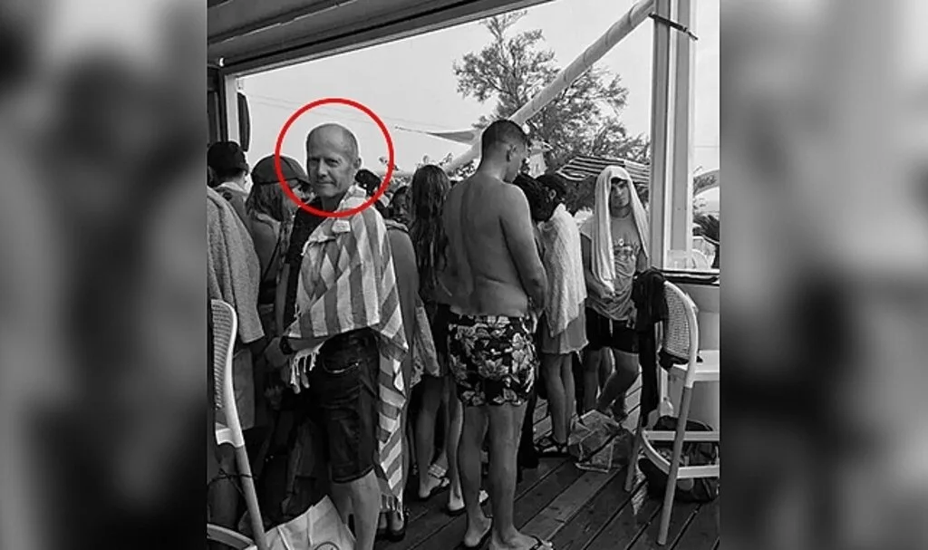 Doğru yer, doğru zaman! 300 voltluk yıldırım o kadını çarptığında o orada olmasaydı...