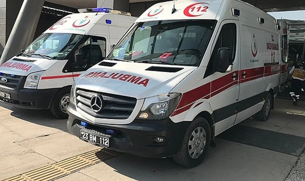 Düdüklü tencere bomba gibi patladı: 1 yaralı