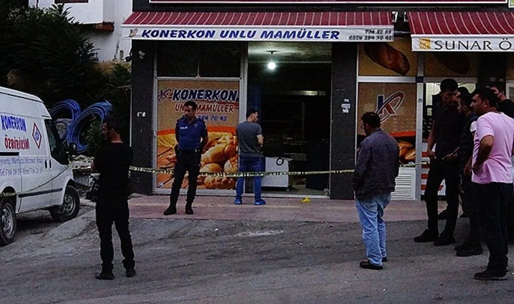 'Ekmek yok' diyen fırın çalışanını bıçaklayarak öldürdü