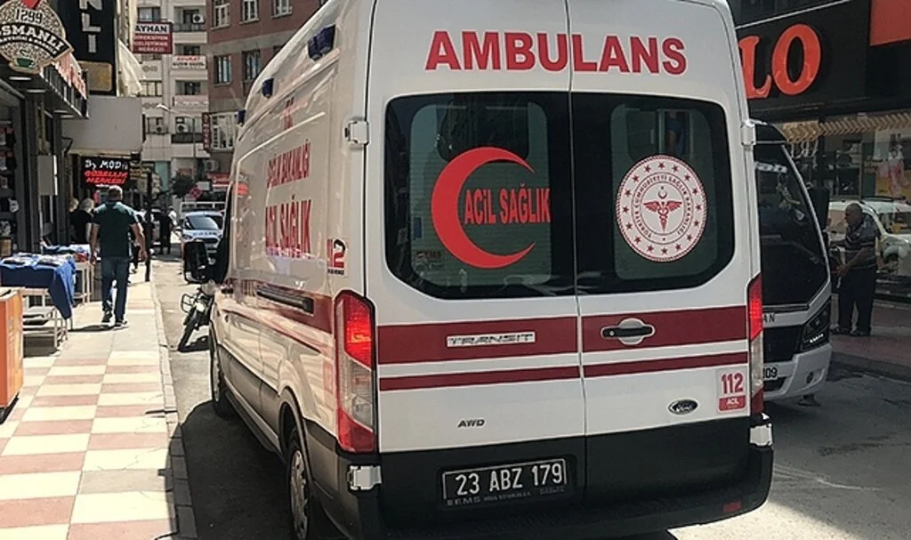 Elazığ’da bıçaklı kavga: 1 yaralı