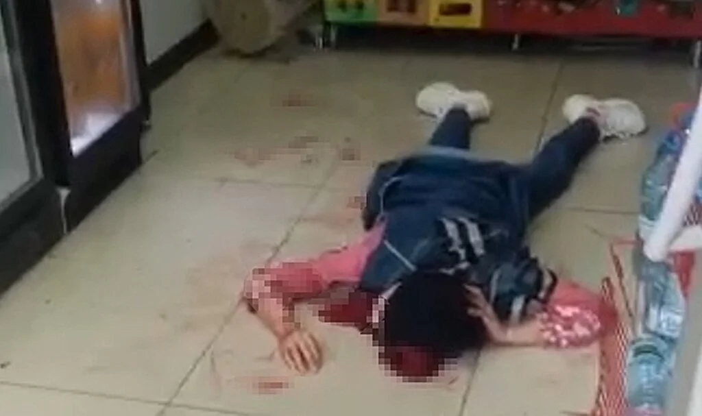 Eşini yaralayıp işletmecinin boğazını kesmişti, tutuklandı