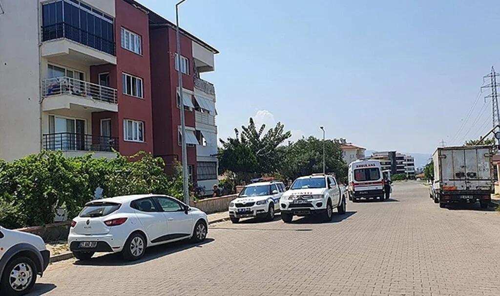 Ev sahibine kızan kiracı evi ateşe verdi