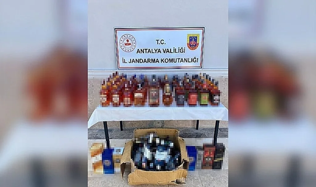 Evde sahte alkol üretimine jandarma baskını