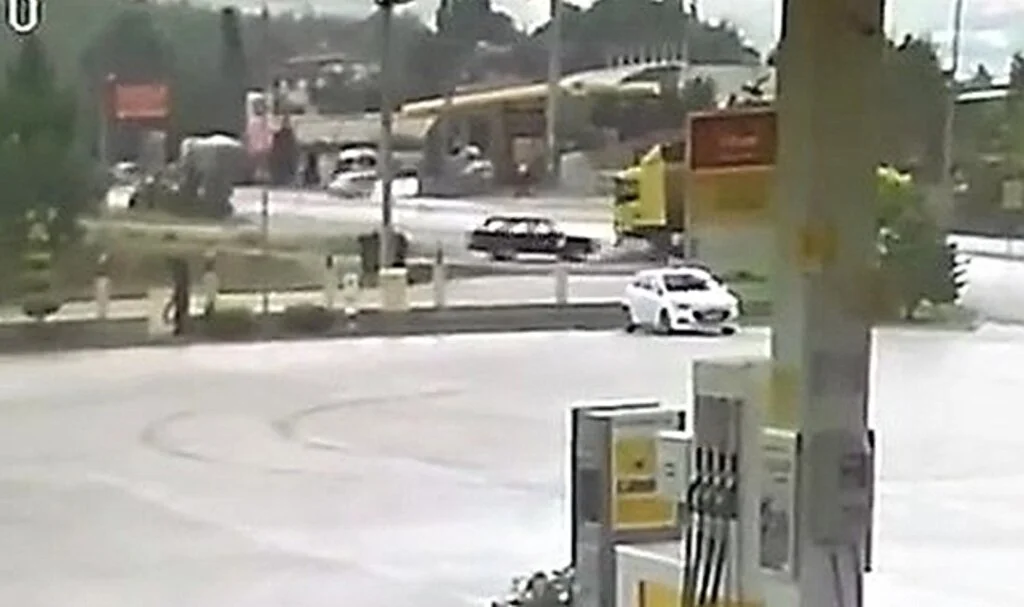 Geri vites hayat kurtardı
