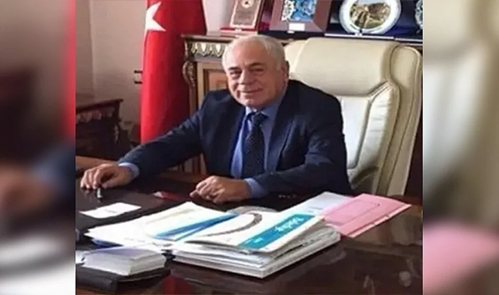 Hasankeyf Belediyesi Başkanvekili Abdullah Tarhan 'AK Parti'yi sıfırladılar' diyerek istifa etti